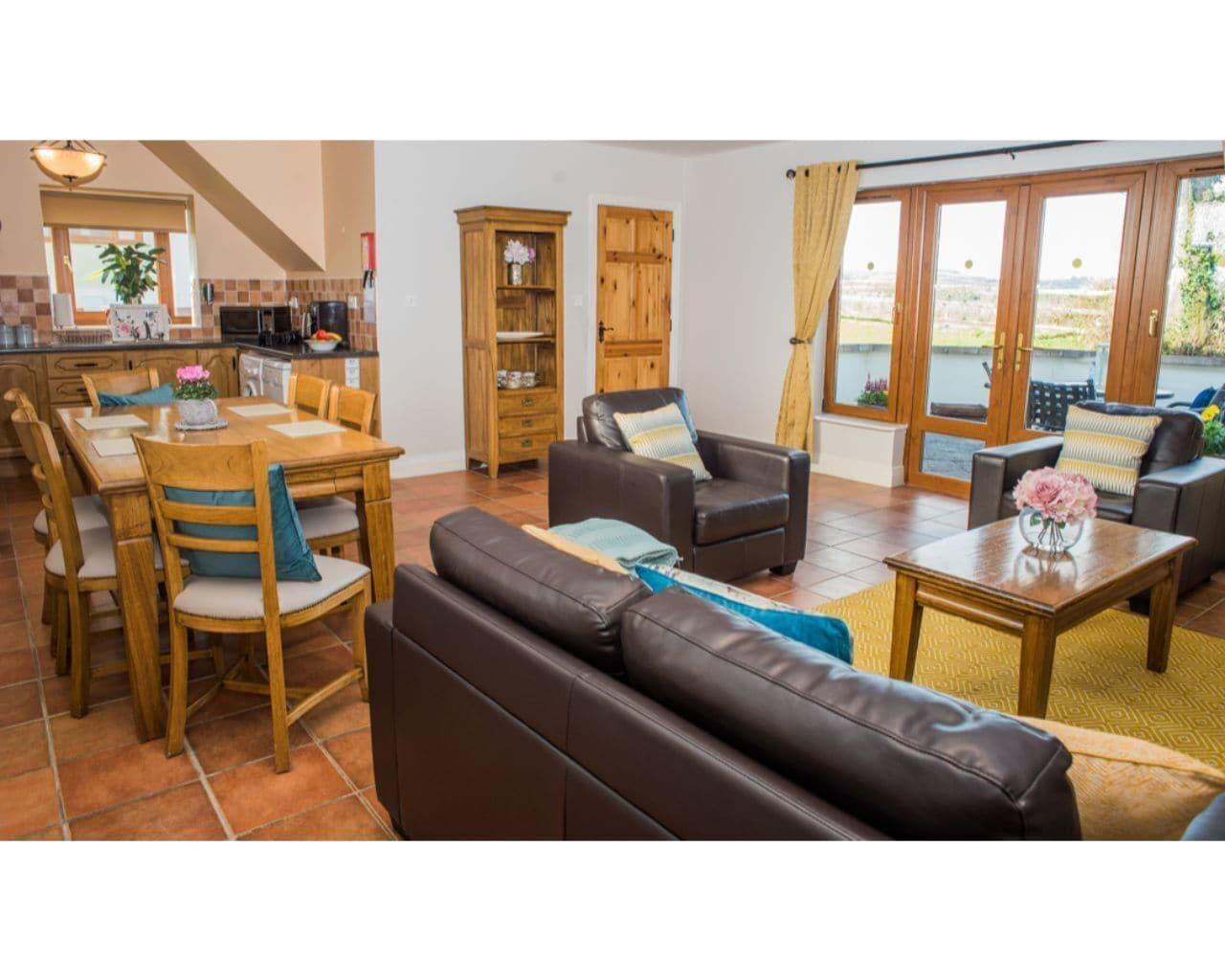East Clare Golf Village Bodyke Exterior foto