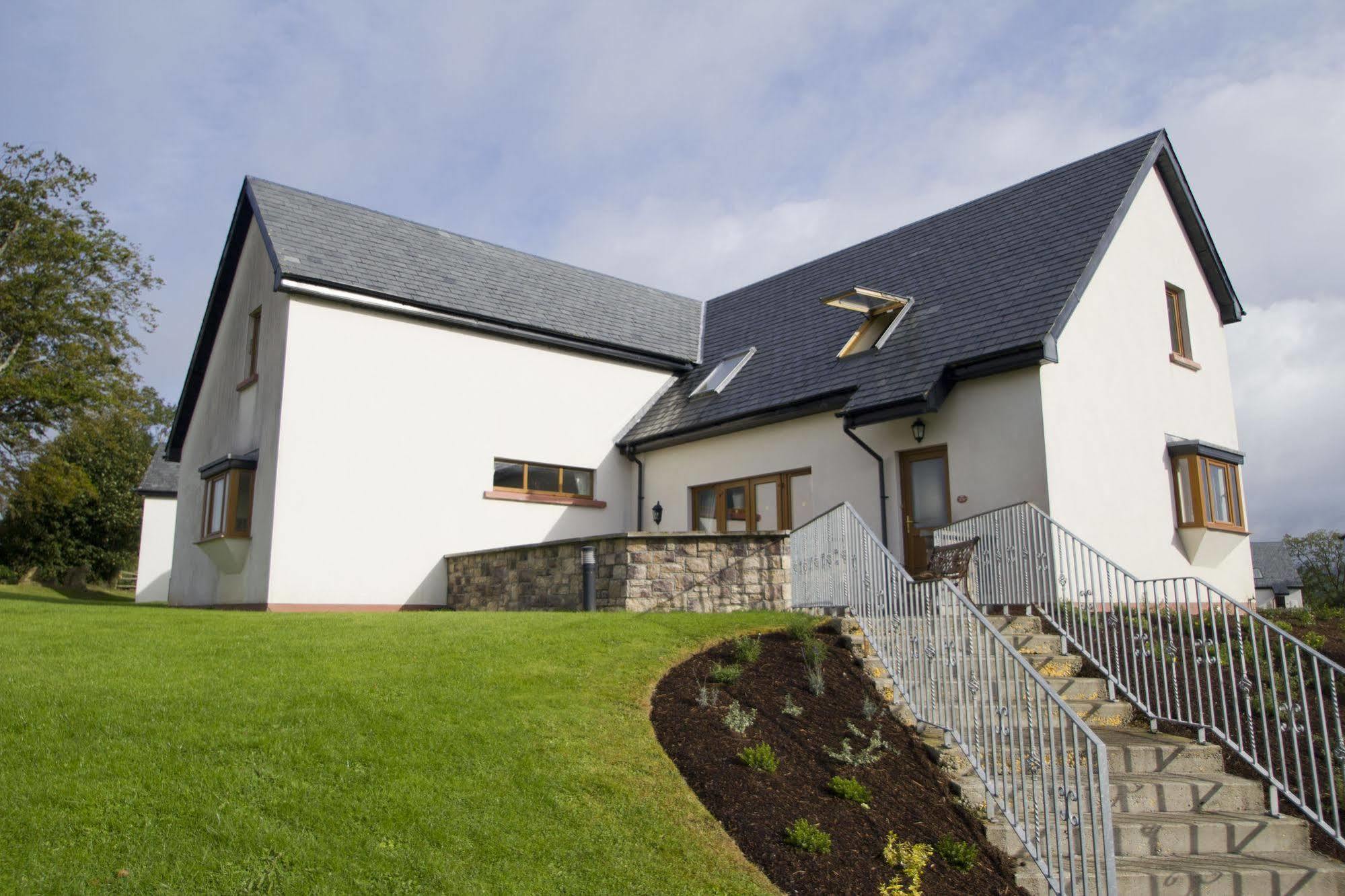 East Clare Golf Village Bodyke Exterior foto