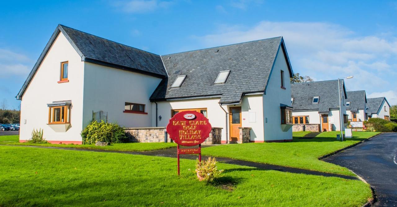 East Clare Golf Village Bodyke Exterior foto