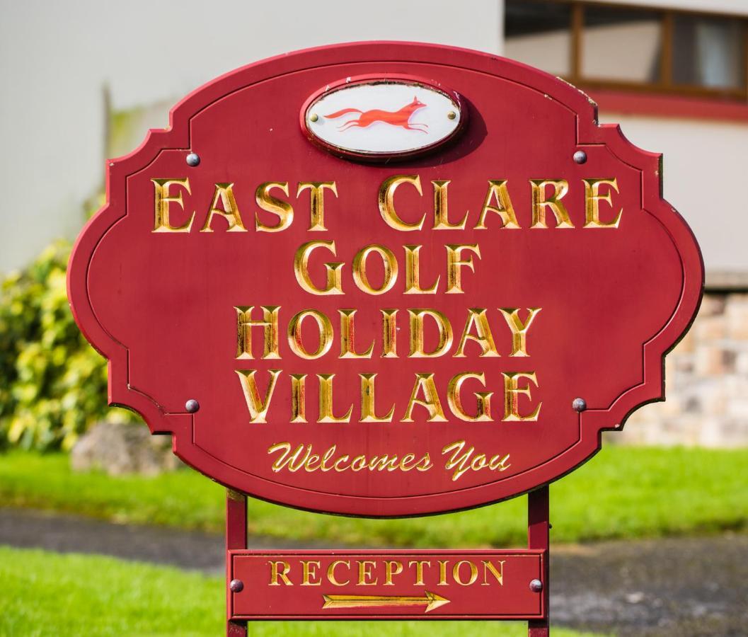 East Clare Golf Village Bodyke Exterior foto
